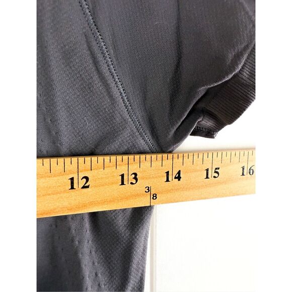 Athleta Momentum Tee Seamless Purple Gray Top Activewear Workout Size S - Picture 4 of 8